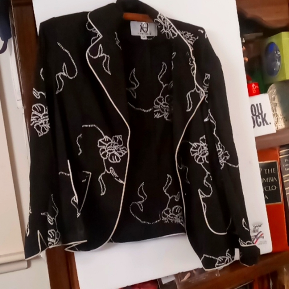 () N Yang Jacket - image 1